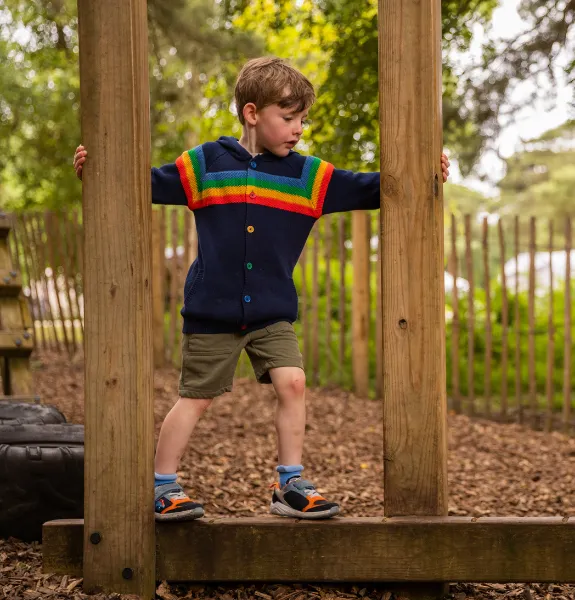 High quality<br>bespoke playgrounds mobile slider image